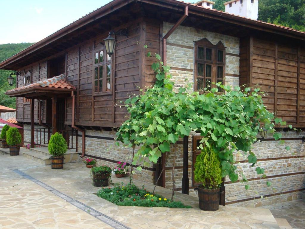 Voevodski Eco Complex Hotel Katunishte Exterior photo